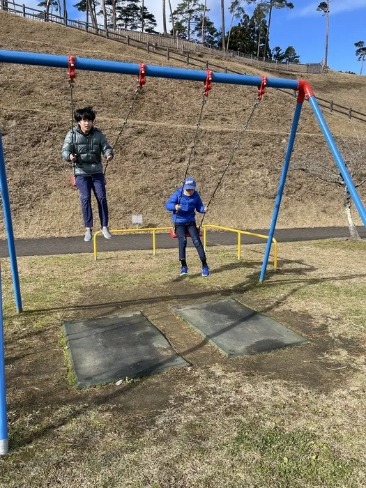 ぴっぴ栗生/公園でいっぱい遊びました　🏞