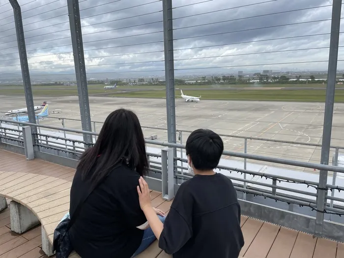 ぴっぴ栗生/飛行機🛩