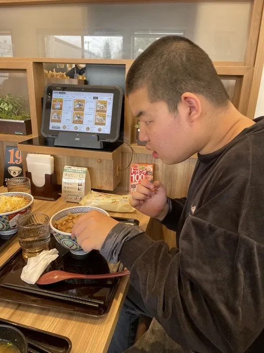 ぴっぴ栗生/外食体験に行きました🍚