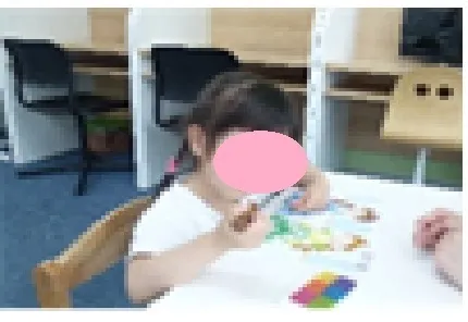 こども発達支援 親どりこんこん/指先　ギュー！