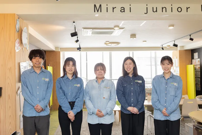 放課後等デイサービス・児童発達支援 みらいジュニア 梅田校/スタッフ