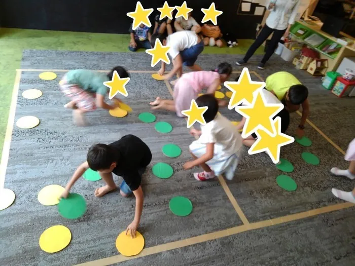 放課後等デイサービス・児童発達支援 みらいジュニア 梅田校/8/17　巨大オセロ☆