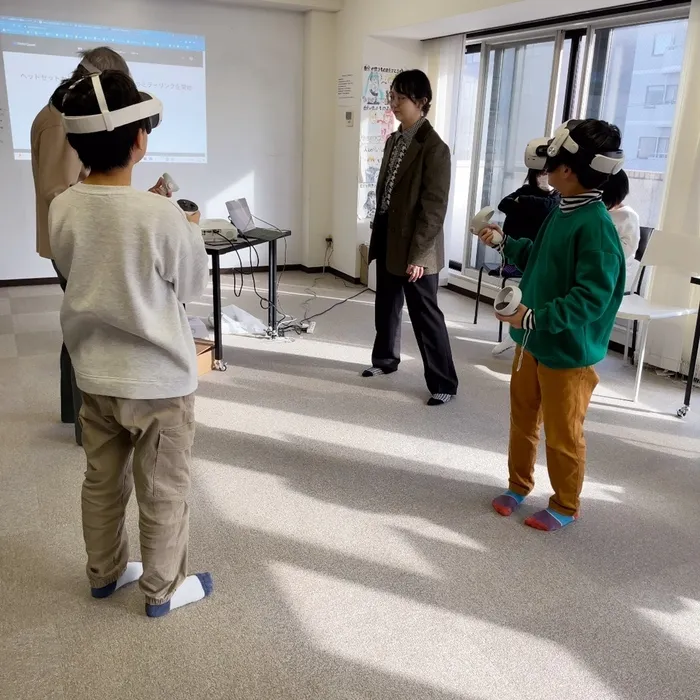 体験重視型放課後等デイサービス「ぴすと学舎・プラス」/VRアート体験🎨