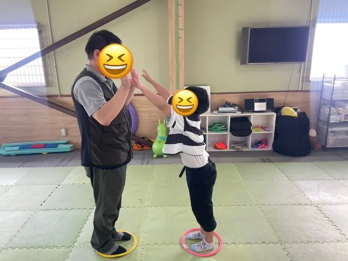【楽しいイベント盛りだくさん！】　放課後等デイサービスアクティブ/手押し相撲👐