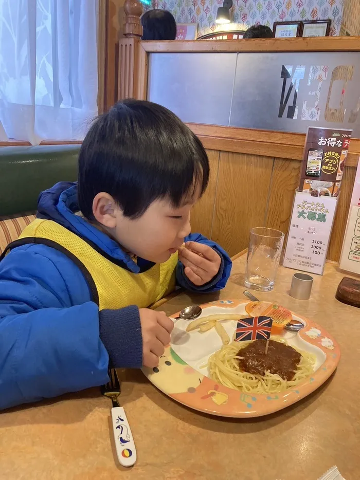 どんぐり/【お楽しみ昼食】フライングガーデン