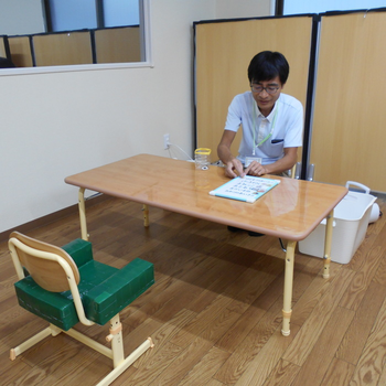 きもちとことばのはぐくみ教室/スタッフの専門性・育成環境