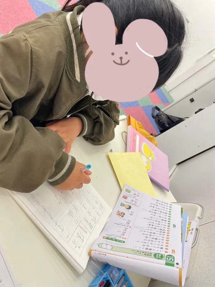 放課後等デイサービス バディ西成教室/宿題、お勉強の様子✏️