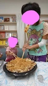 はなまる東天満店/クッキングイベント　焼きそばをつくろう。