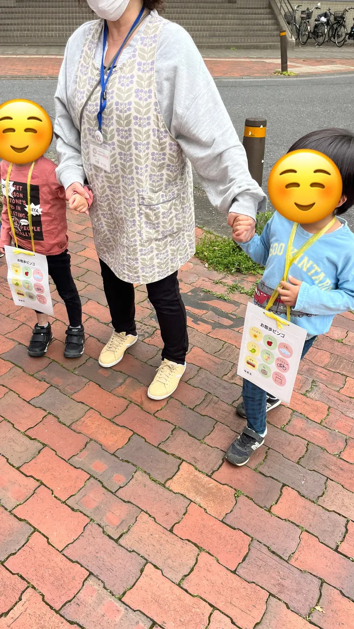 見学受付中！専門職在籍/送迎あり/年中無休（年末年始のみお休み）こぱんはうすさくら 入間豊岡教室/お散歩ビンゴ👣