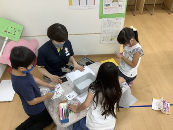 放課後等デイサービス五つの輪むこう教室/スタッフの専門性・育成環境
