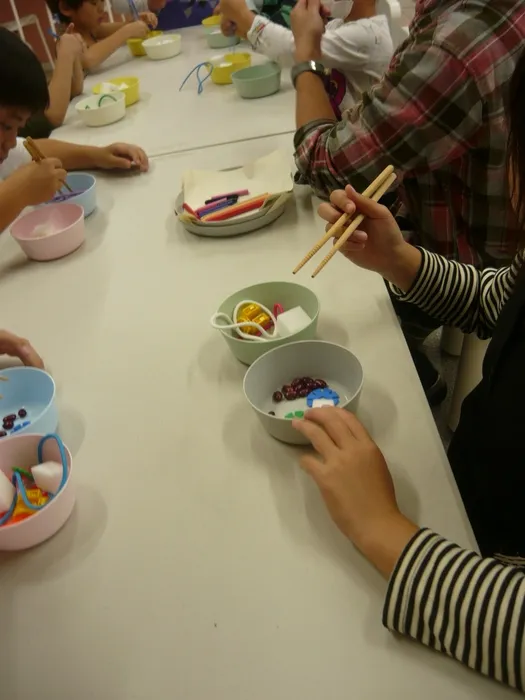 こぱんはうすさくら 草加両新田教室/箸を使おう！！