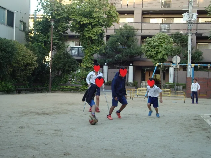 放課後等デイサービス　ガリレオ/今日は公園でサッカー大会