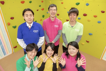 ホップステップ放課後等デイサービス 元住吉校/スタッフの専門性・育成環境