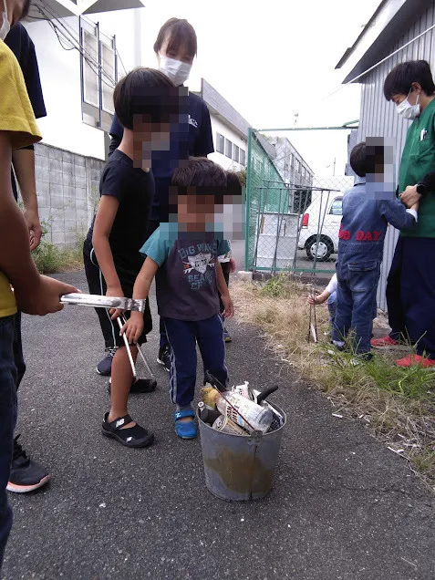 【広い室内遊び場が魅力！】ぷらすてん/地域のごみ拾い