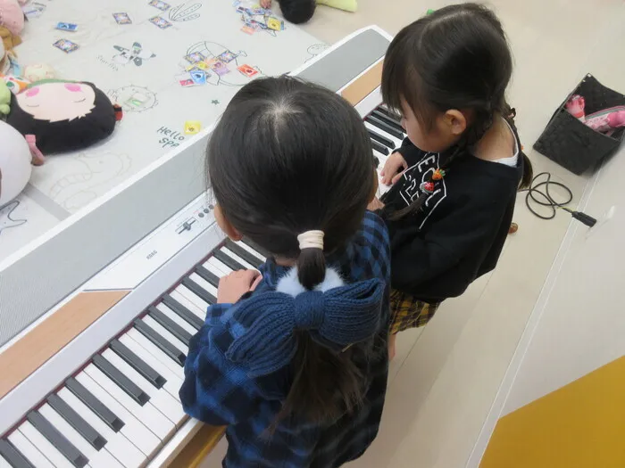 【広い室内遊び場が魅力！】ぷらすてん/実は電子ピアノがあります🎹