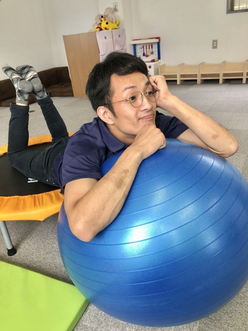 かがやきのまち 都町第2教室/本多研治 【施設長】