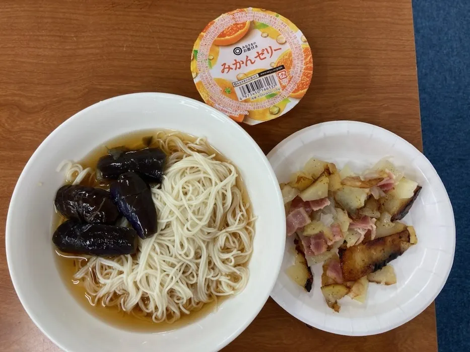 夢門塾二宮/調理実習　「茄子そうめん」