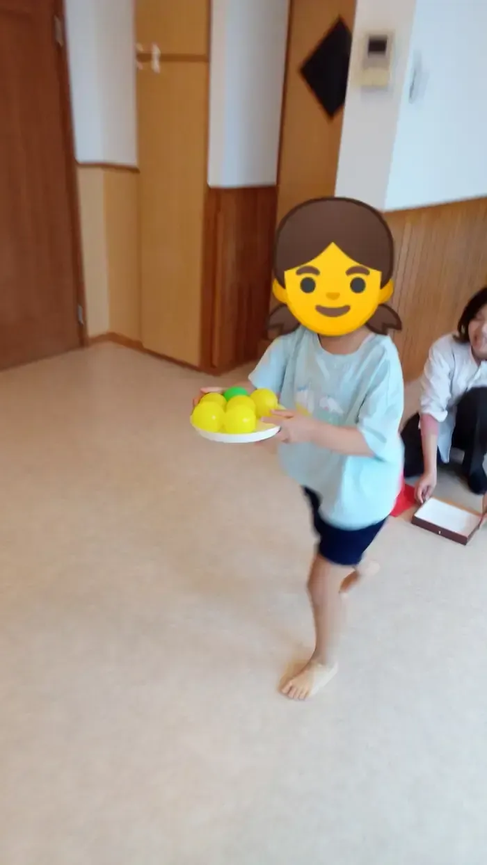 てらぴぁぽけっと　清澄白河教室/白熱のボール運びリレー☆彡