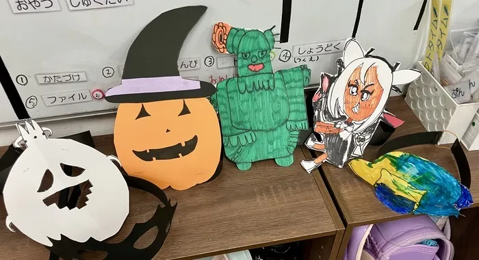 あそび王国　南輝事業所/ハロウィンウィーク最終日🎃 お面作り＆お菓子タイム🍬
