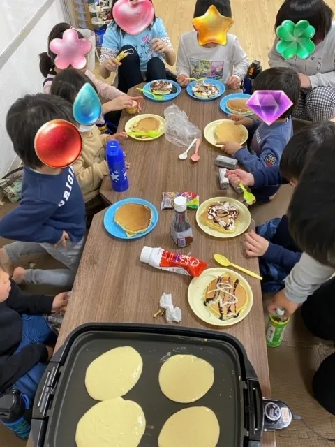 【人気大型遊具設置♪】放課後等デイサービス　癒しの森Kids　みくりや/ホットケーキ作り