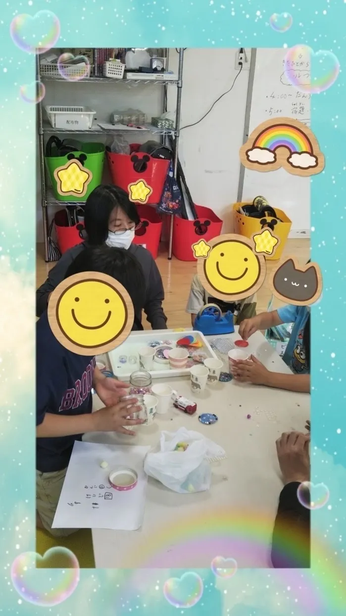 【人気大型遊具設置♪】放課後等デイサービス　癒しの森Kids　みくりや/シール作り🎵