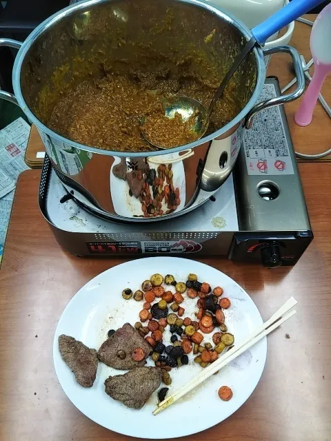 児童発達支援・放課後デイサービスさにーさいどあっぷ！/今日はカレーライス🍛🍛🍛。