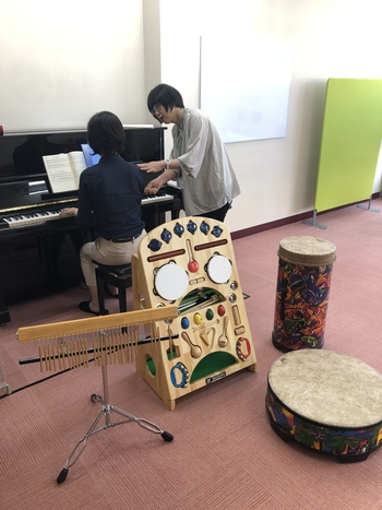 音楽特化型児童発達支援・放課後等デイサービス ミューズポコ伊勢/日常の支援風景