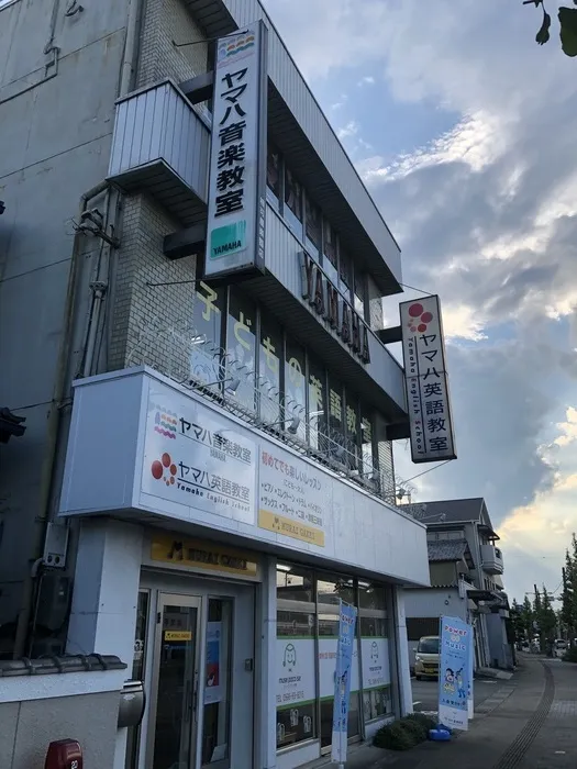 ヤマハ音楽教室に併設。音楽室も利用できる音楽環境です。