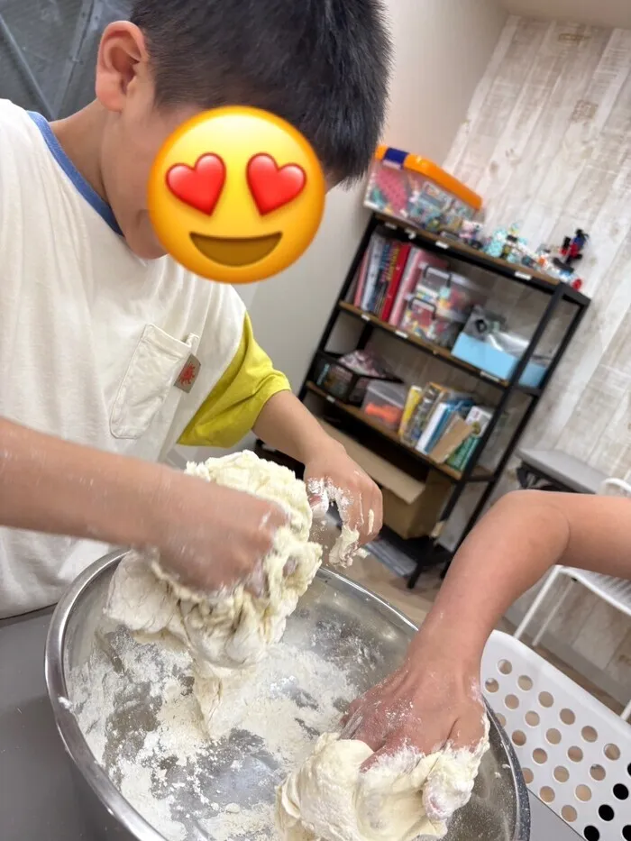  LEGON Kids谷町/レゴンキッズ谷町の小麦粉粘土