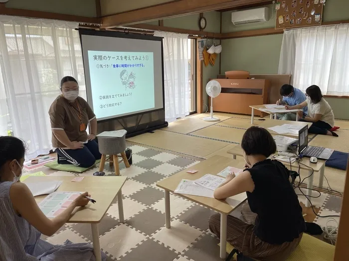 くれよん/発達の個性と困り感に寄り添う