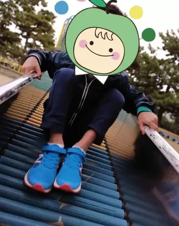 あっぷるtreehome/【浜寺公園で大はしゃぎ！PART1】みんなで滑り台を滑ろう！