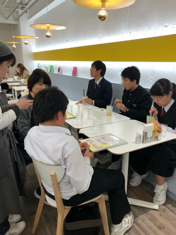 就労準備型放課後等デイサービス グッジョブカレッジ/日常の支援風景