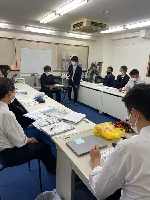 伸栄学習会 わかばの子（児童発達支援）/SSTの研修会を開きました！（11/29）