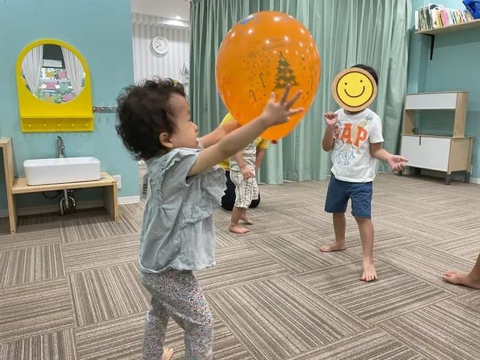 せかいのかたち/風船でキャッチボール🎈✨