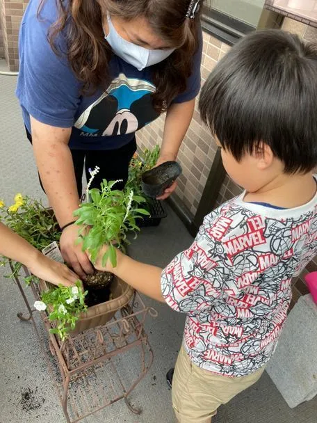 こぱんはうすさくら横浜中田教室/花植え