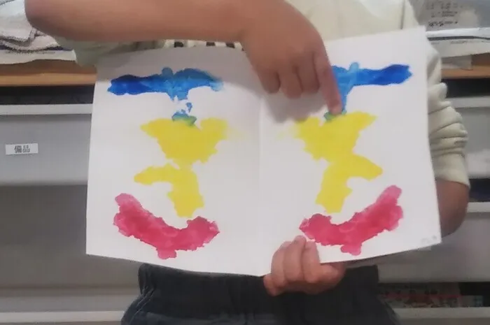 IQLino豊中校/デカルコマニーをしました🎨✨