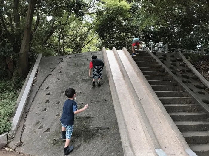 キッズライフ東福岡/雨上がりのお散歩