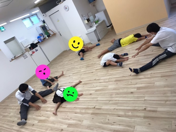 児童発達支援・放課後等デイサービス ワンスター/スタッフの専門性・育成環境