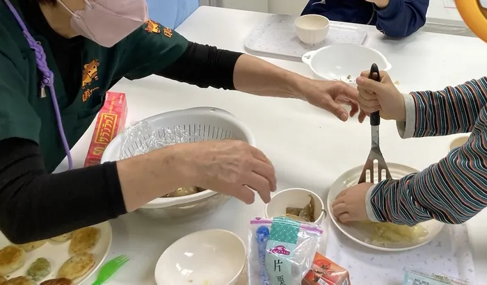 ぽにー/食育🥔ジャガイモ餅を作ろう！