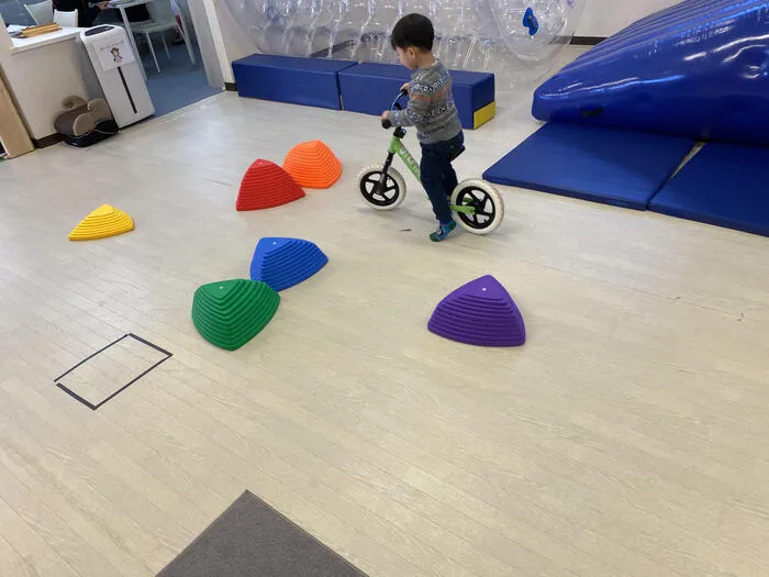 きりんのあくび　kids　ながせ/自転車への道🚲