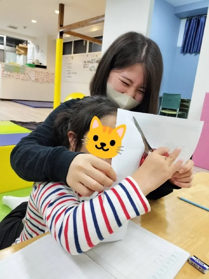 きりんのあくび　kids　ながせ/✂チョキチョキはさみ練習✂