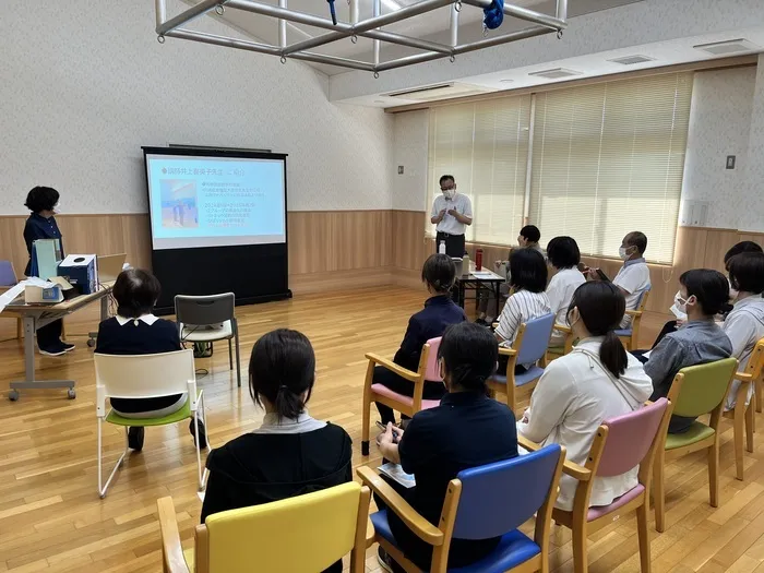 児童発達支援センターひよこ/スタッフの専門性・育成環境