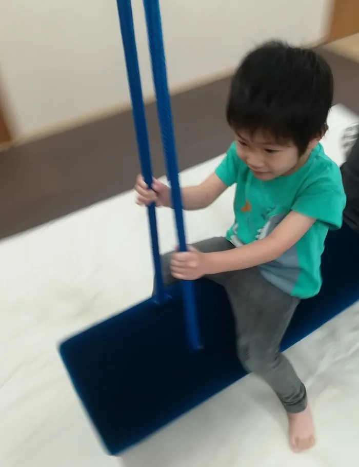 児童発達支援TODAY is New Life宮前平/【TODAY宮前平】ブランコ