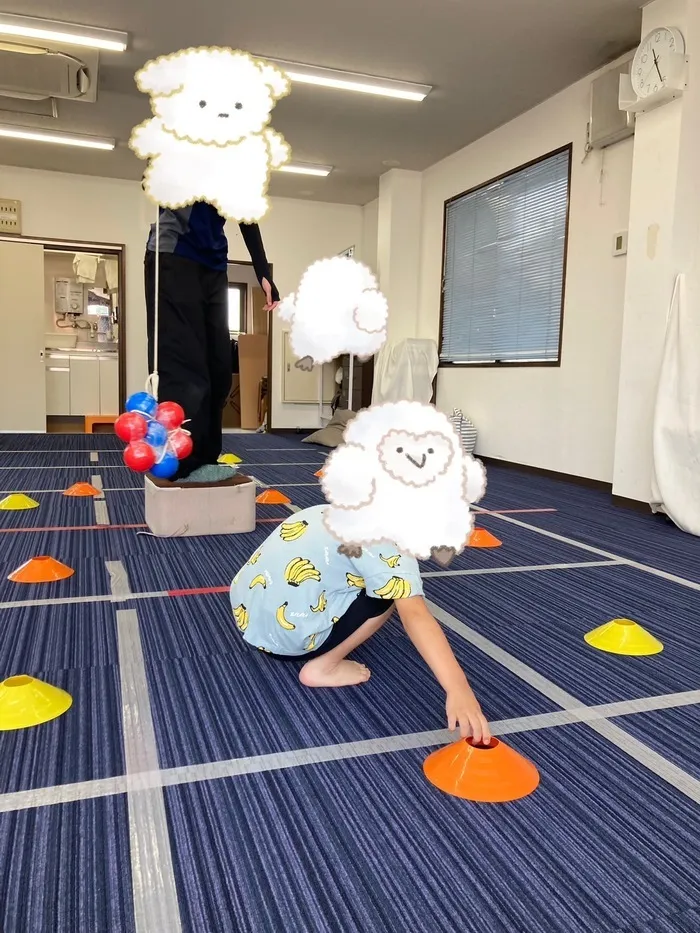 【姿勢を整える運動療育】 みらいーく初石/障害物に当たるな！マーカー集め✨