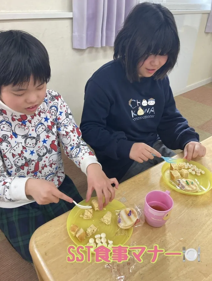 ぴっぴ岩沼/SST　食事マナーを知ろう！