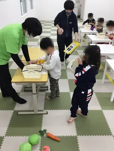 運動発達支援スタジオ笑みりぃ～羽曳野/😊羽曳野😊　生活プログラムの様子（お買い物）✨