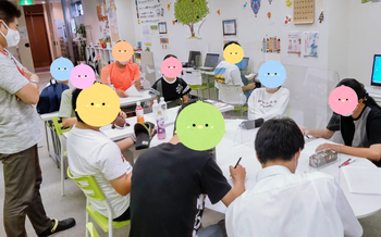 就労準備型放課後等デイサービスBe Smile Masters/日常の支援風景
