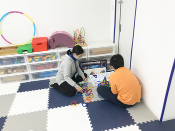 ふれあい児童発達支援・放課後等デイサービス 市川行徳教室/スタッフの専門性・育成環境