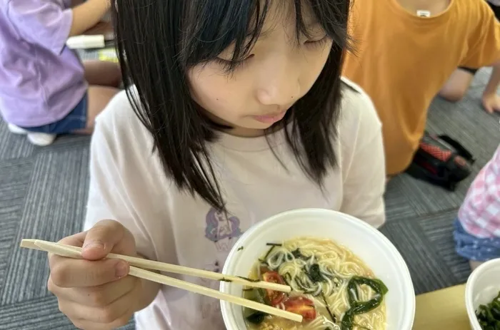 放課後等デイサービスキラキラ宮千代/オリジナルのねばねばそうめんを作ろう！👩‍🍳