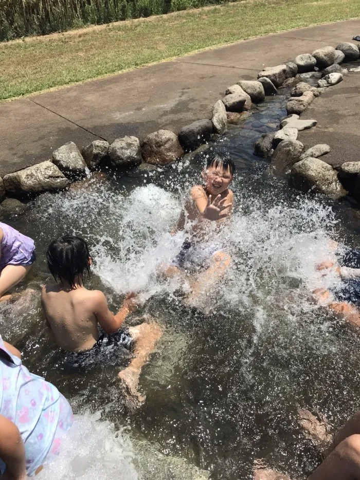 どんぐり北越谷/【外出レク】緑の丘公園に行って水遊びをしてきました！